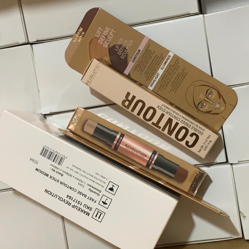 Revolution contour & highlighter Stick
