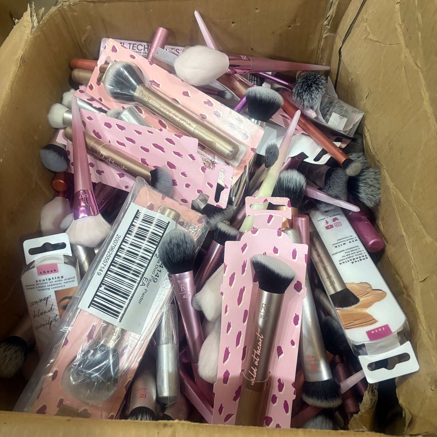RT Makeup Brushes In KG