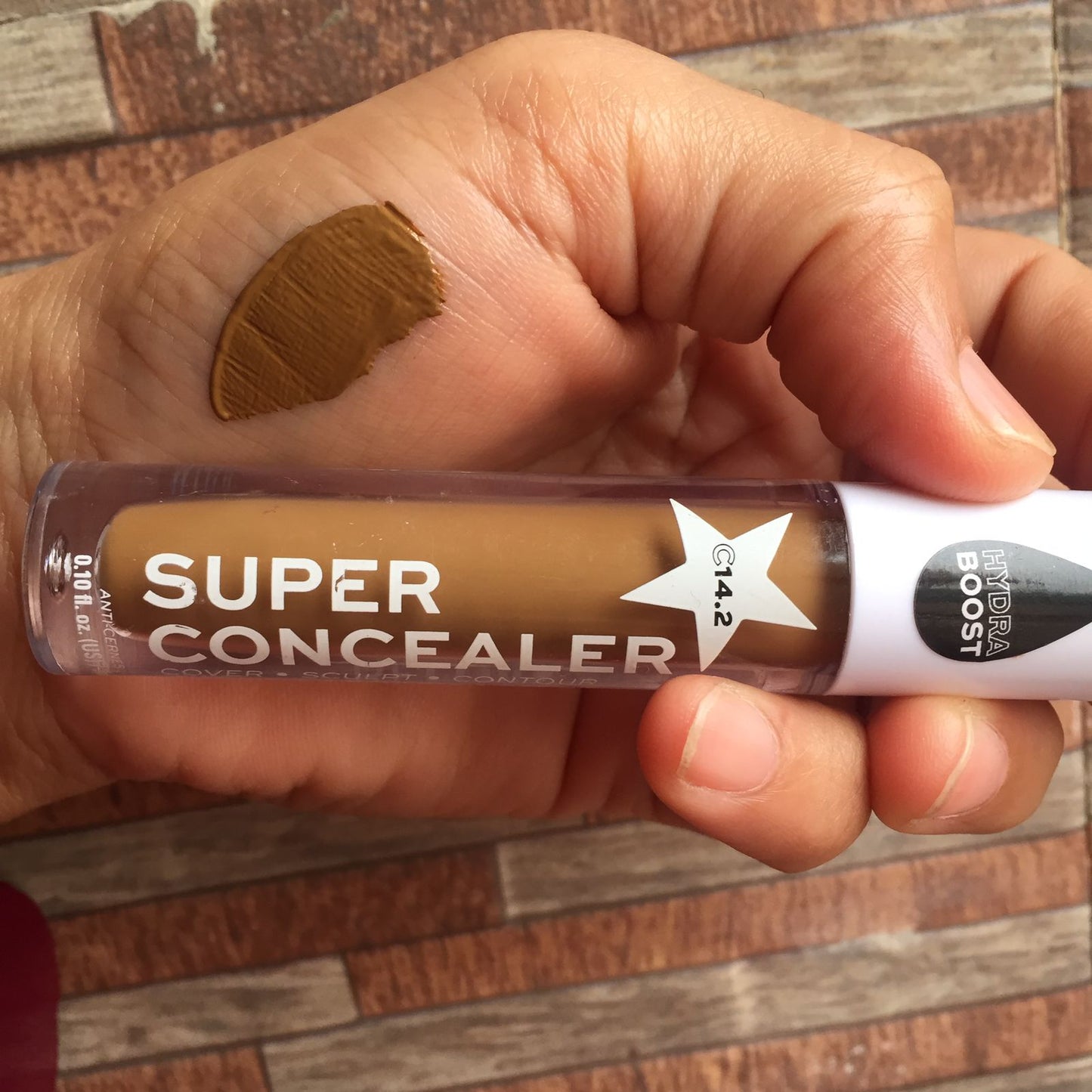 Revolution Super sculpt contour concealer