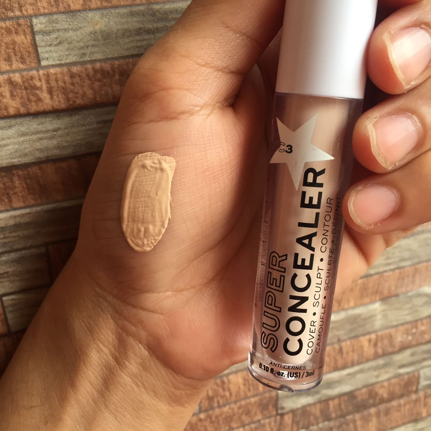 Revolution Super sculpt concealer