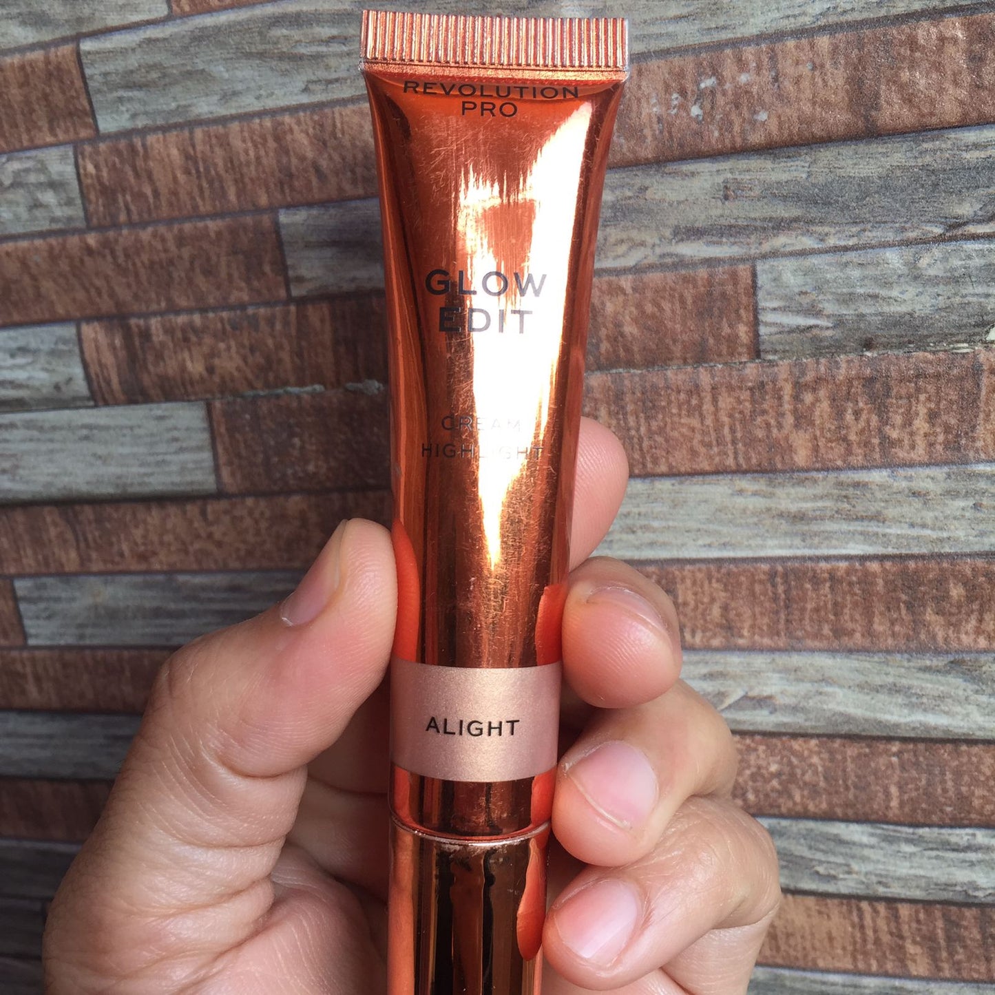 Revolution Pro Glow Edit Cream Highlighter without box ( alight/ablaze)