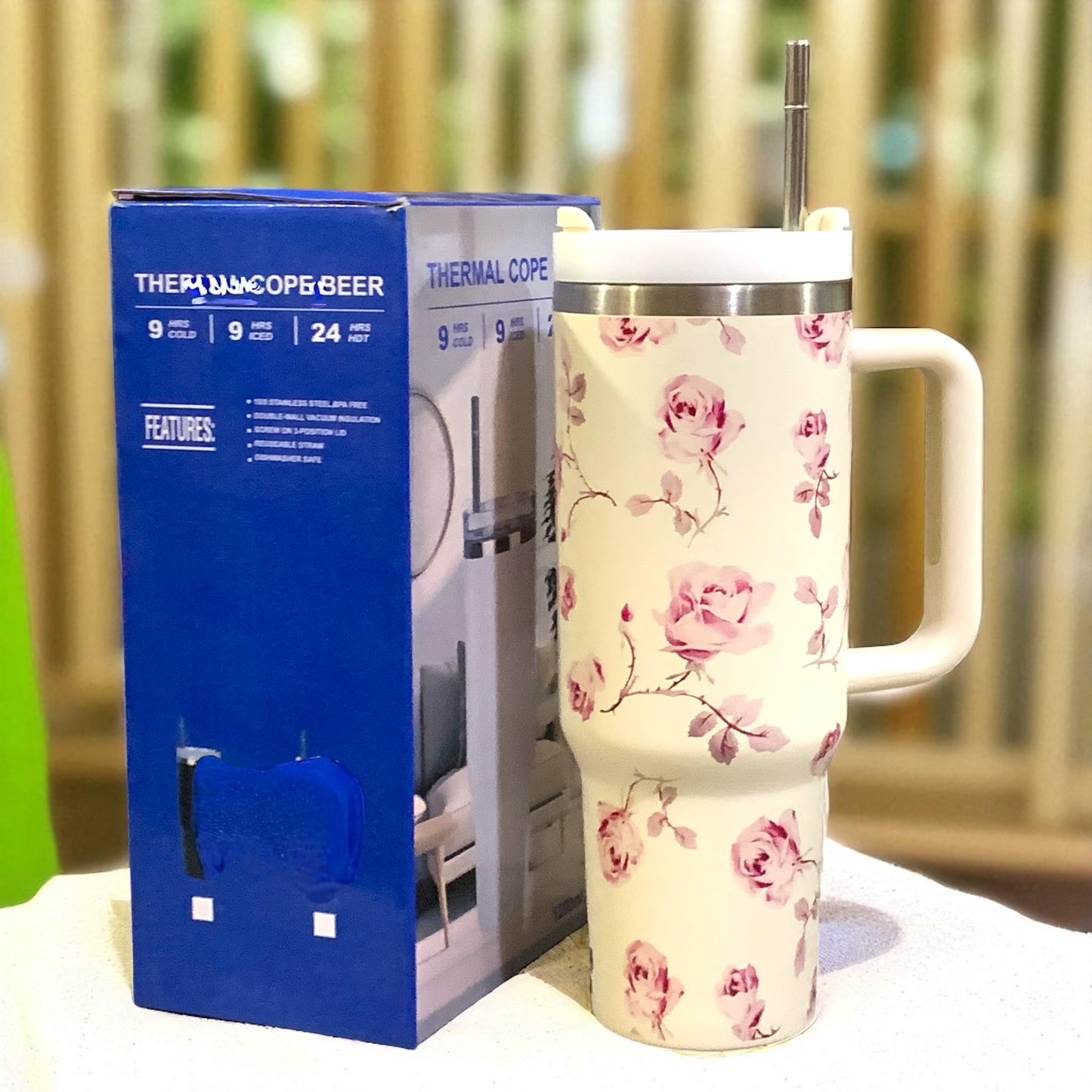 Tumbler floral wirhout logo with steel straw