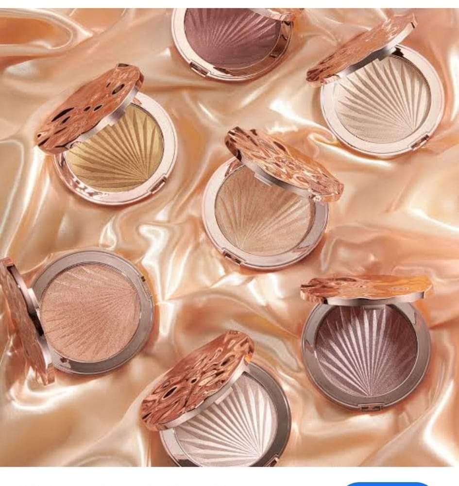 Revolution Glow Splendour Highlighter deal of 3 pcs