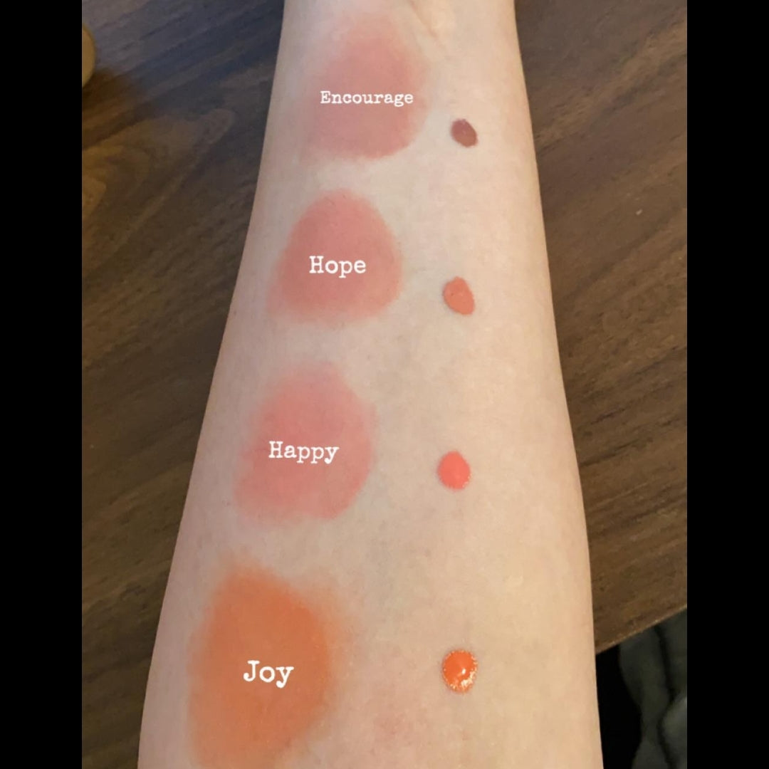 Rare Beauty dewy liquid blush