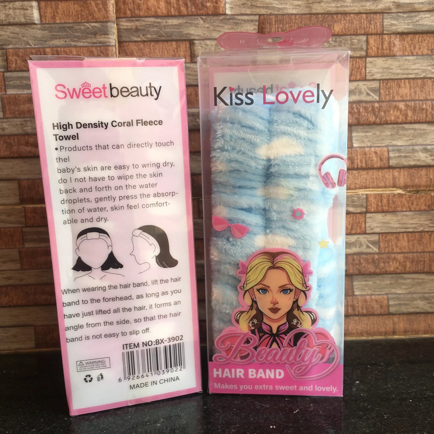 Kiss lovely facial hair band
