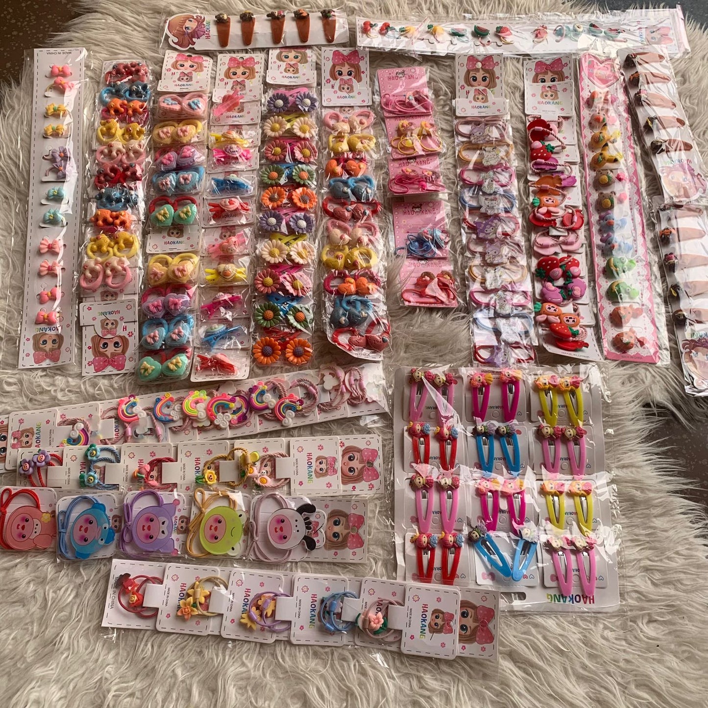 Pins n pony in kg