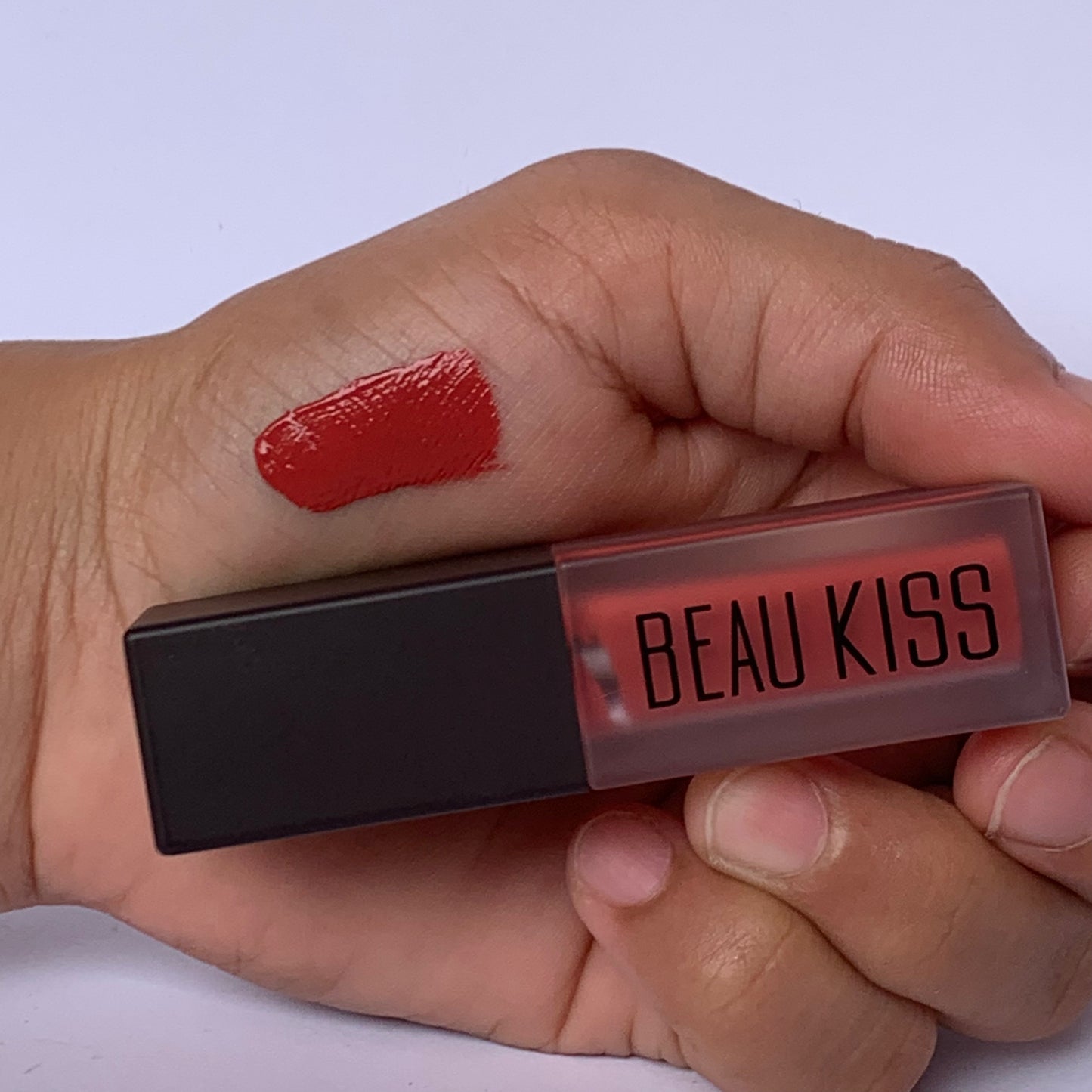 Beau kiss lip gloss