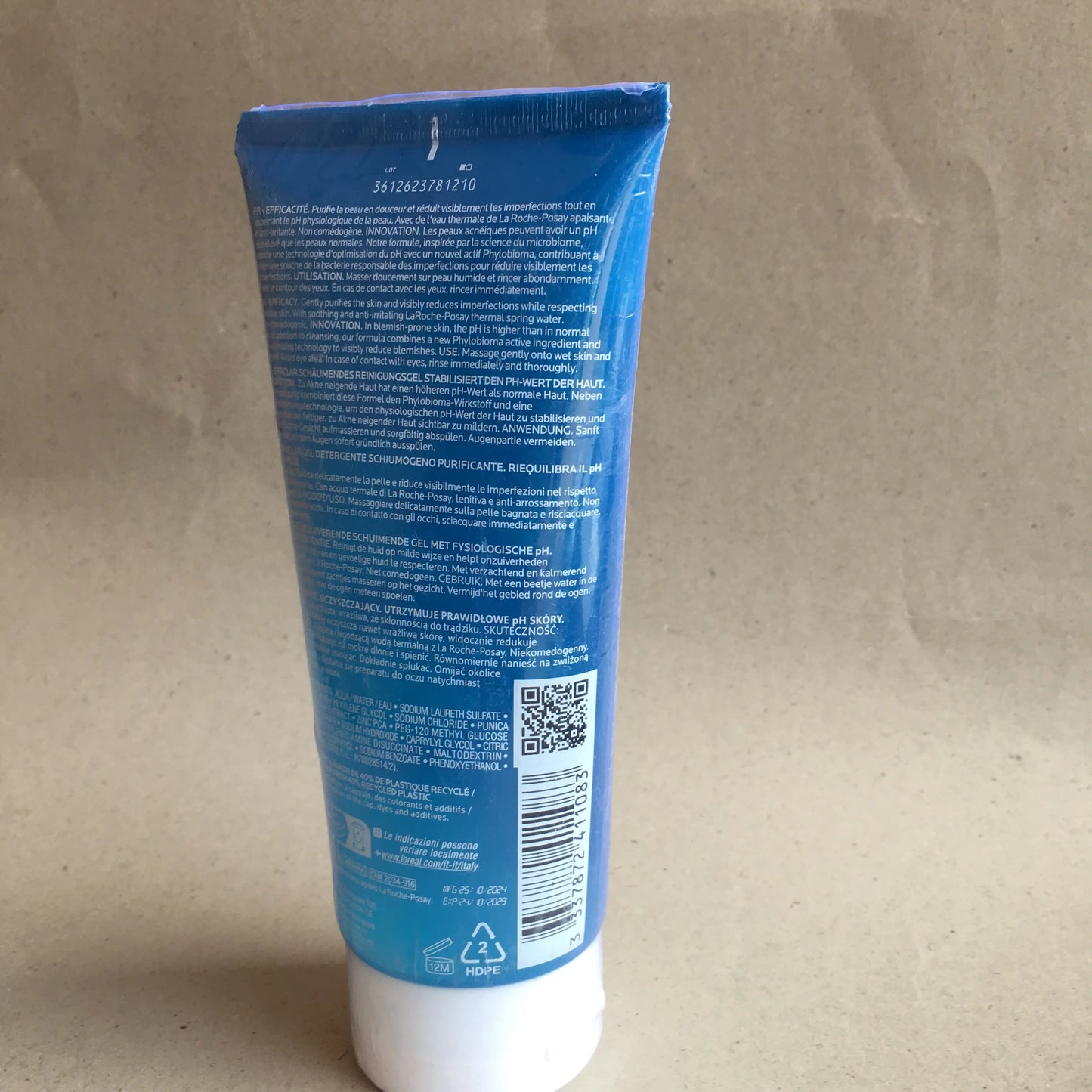 La Roche posay microbiome science effaclar