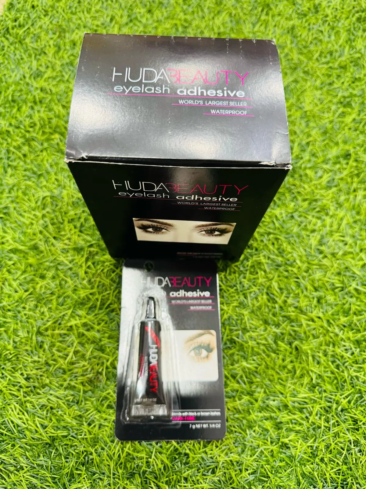 Eye lash glue