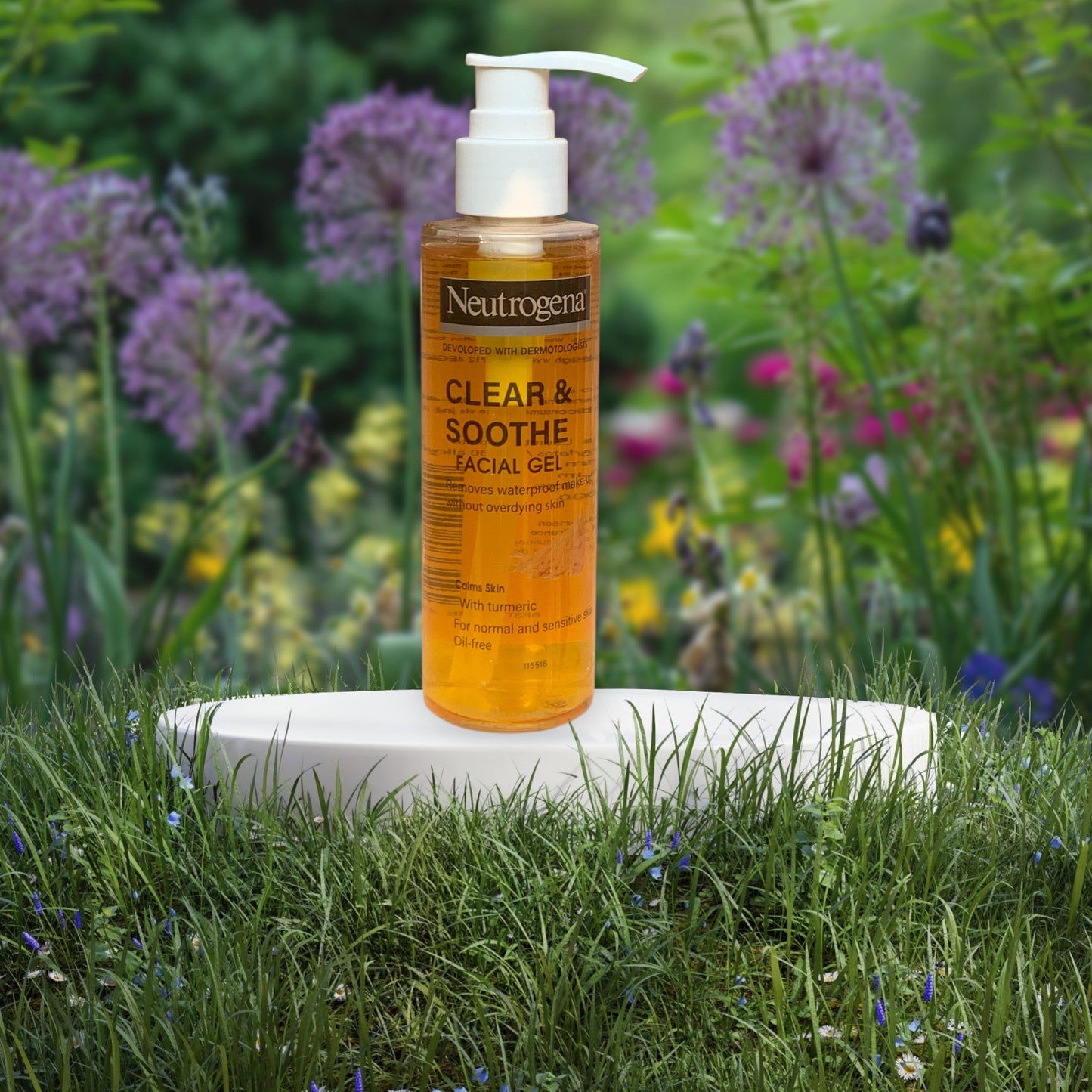 Neutrogena face wash