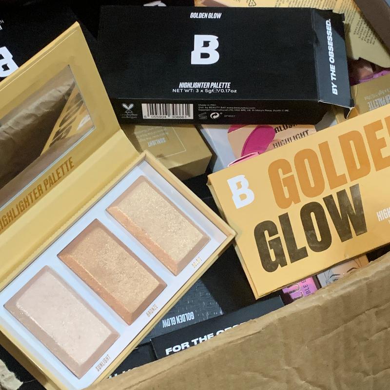 B.Colour Highlighter Pallete