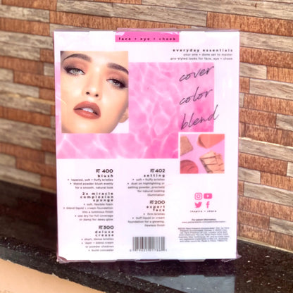 Real Technique Brush set with single sponge