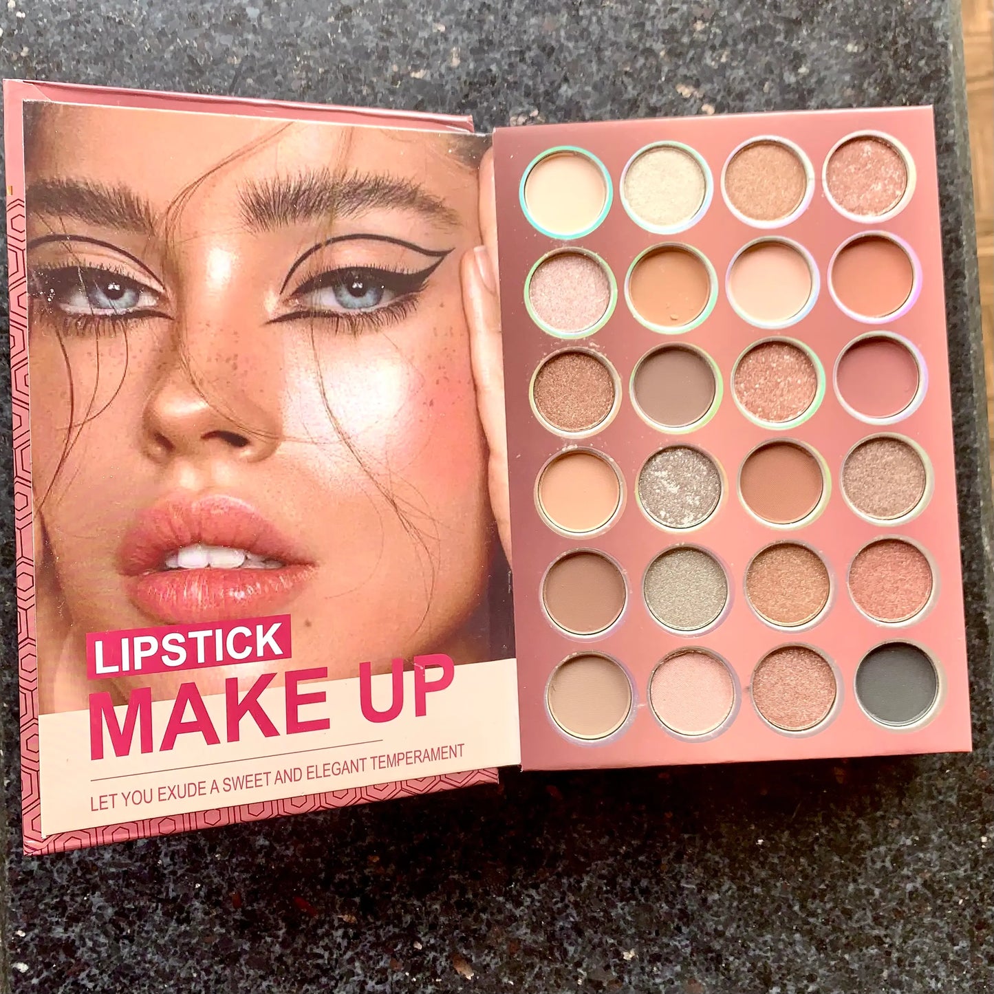 Kirsche Beautybook palette 5 in 1