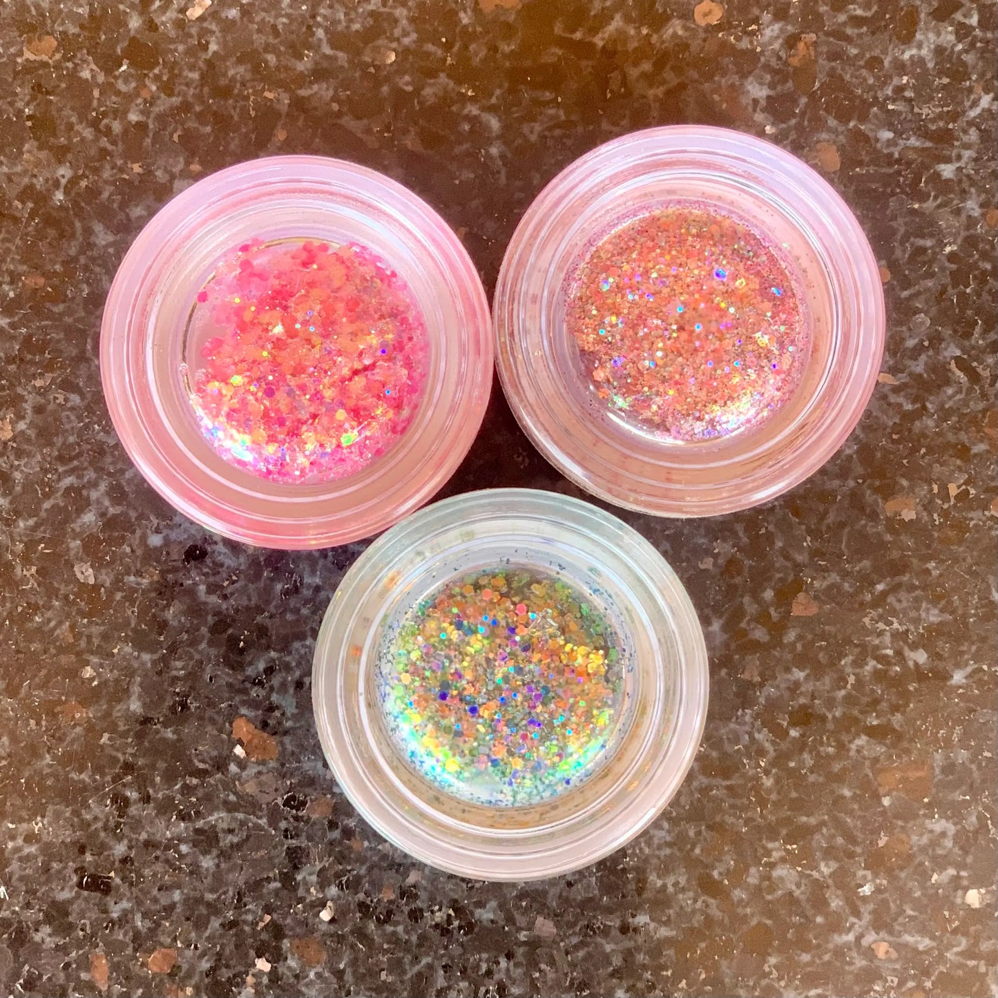 Glam factor dust glitter eyeshadow