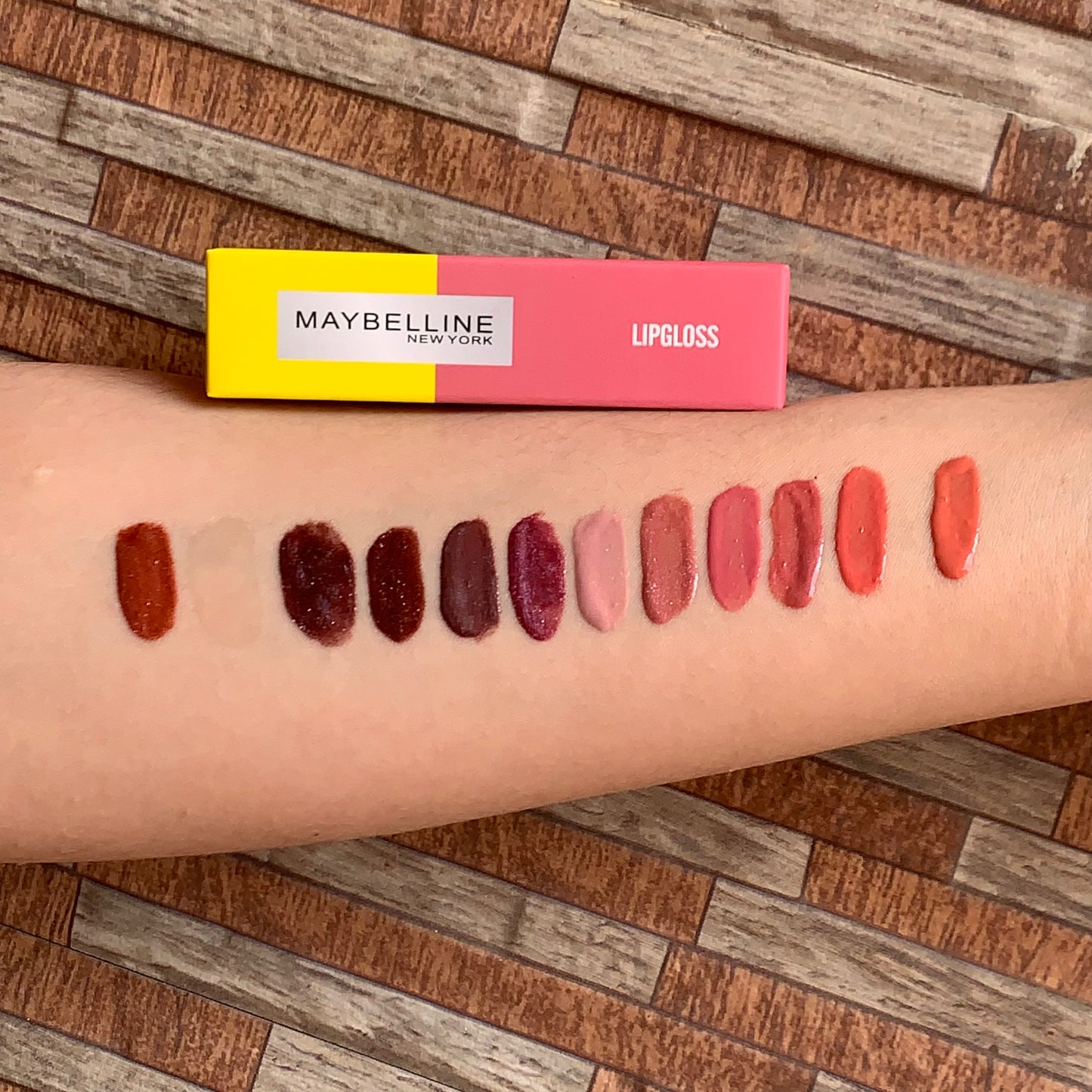 Maybelline lipgloss