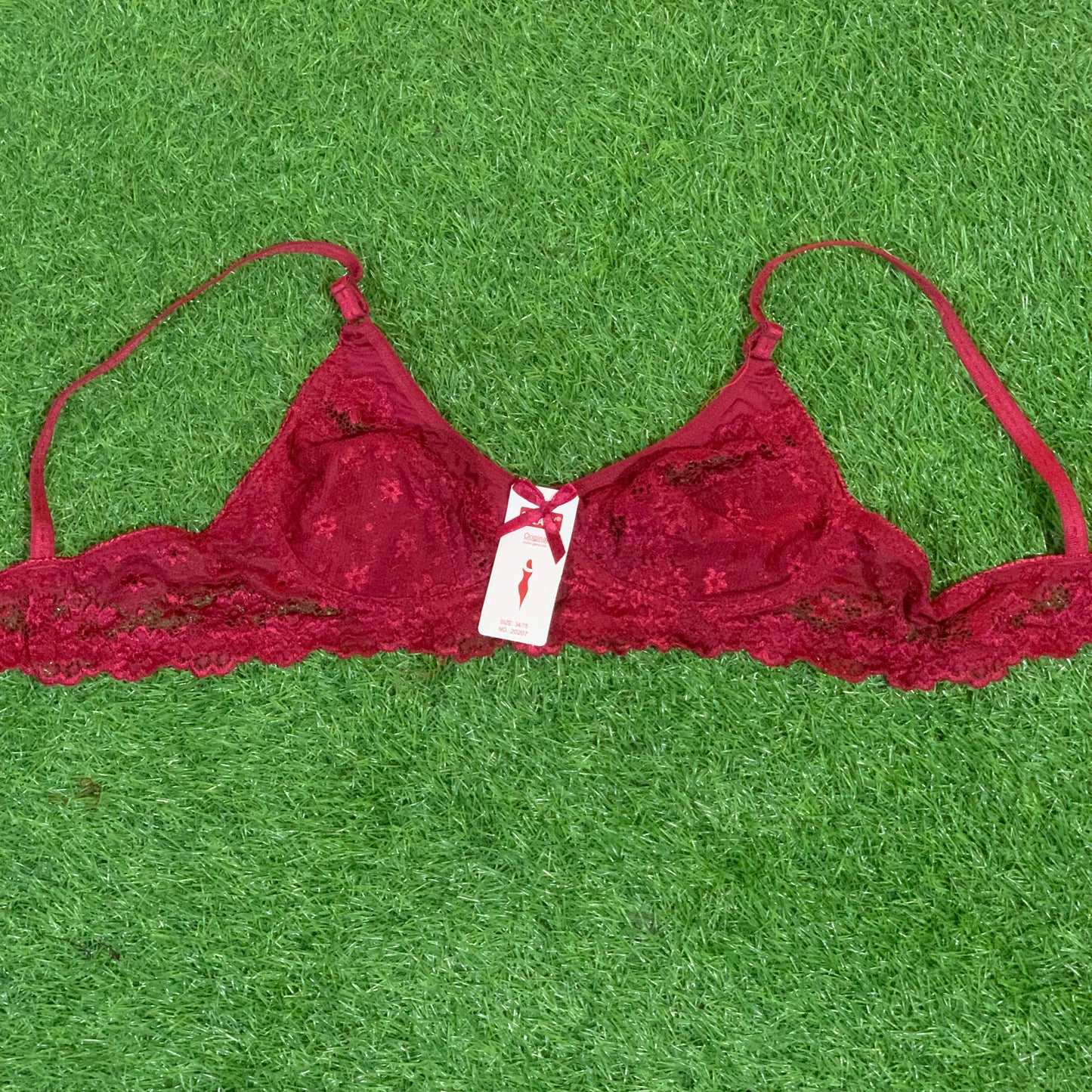 Undergarments bra in size 34