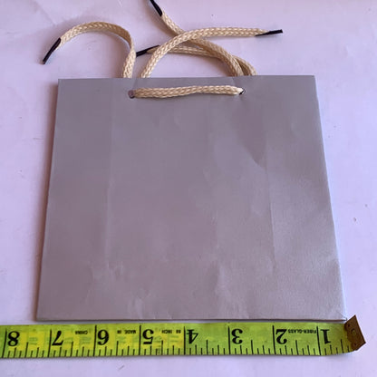 Gift bag, paper bag, hand bag deals