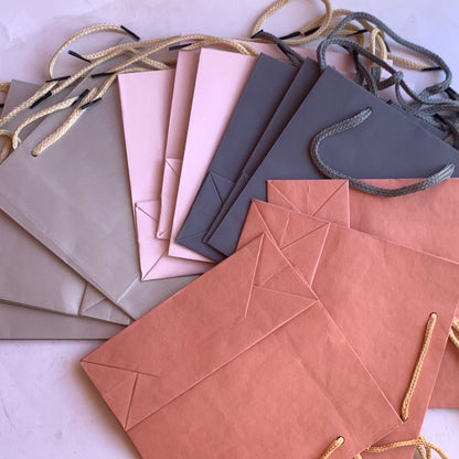 Gift bag, paper bag, hand bag deals