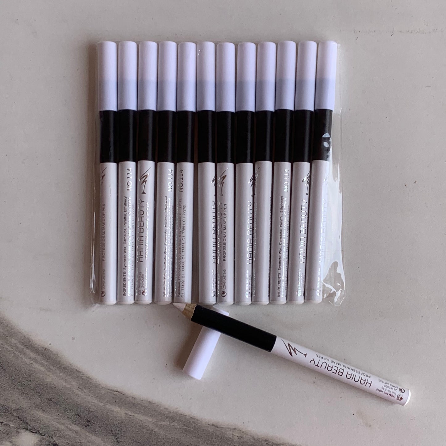 Hania Beauty Professional Makeup Pen