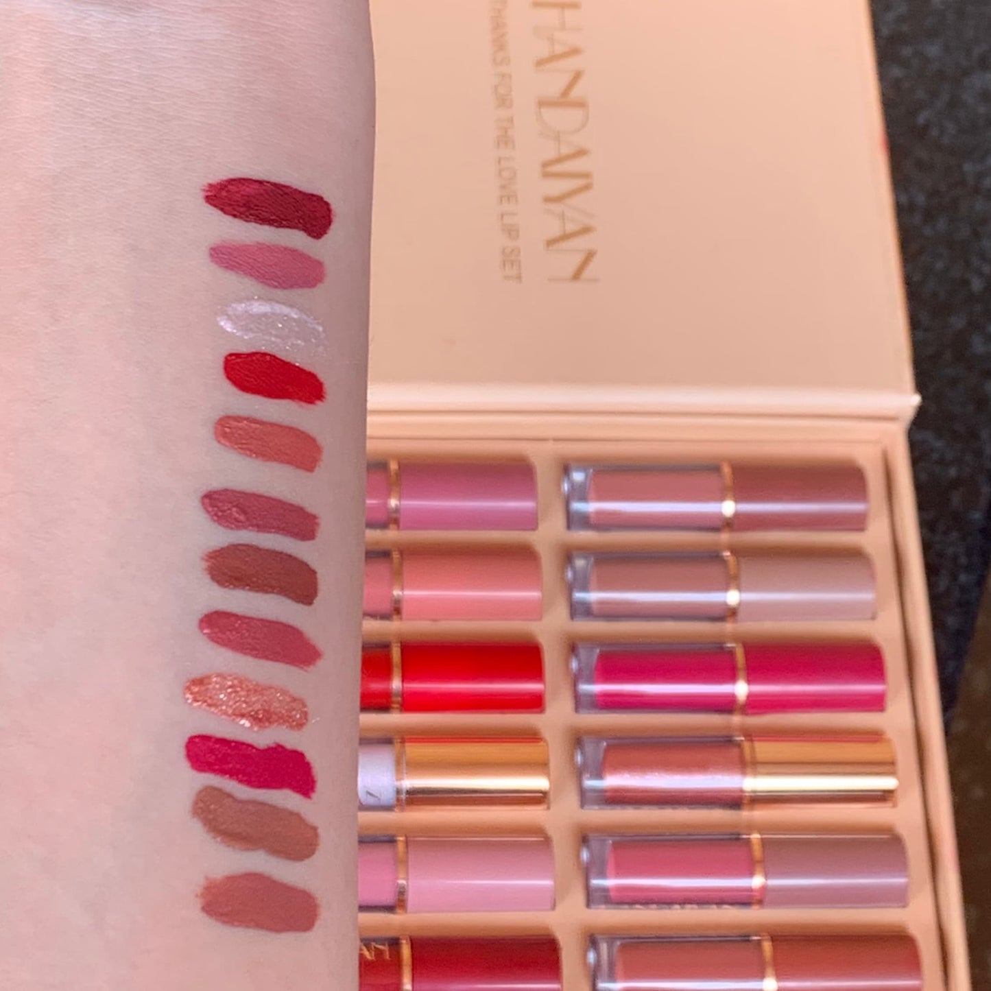 Handaiyan lipgloss pack 12
