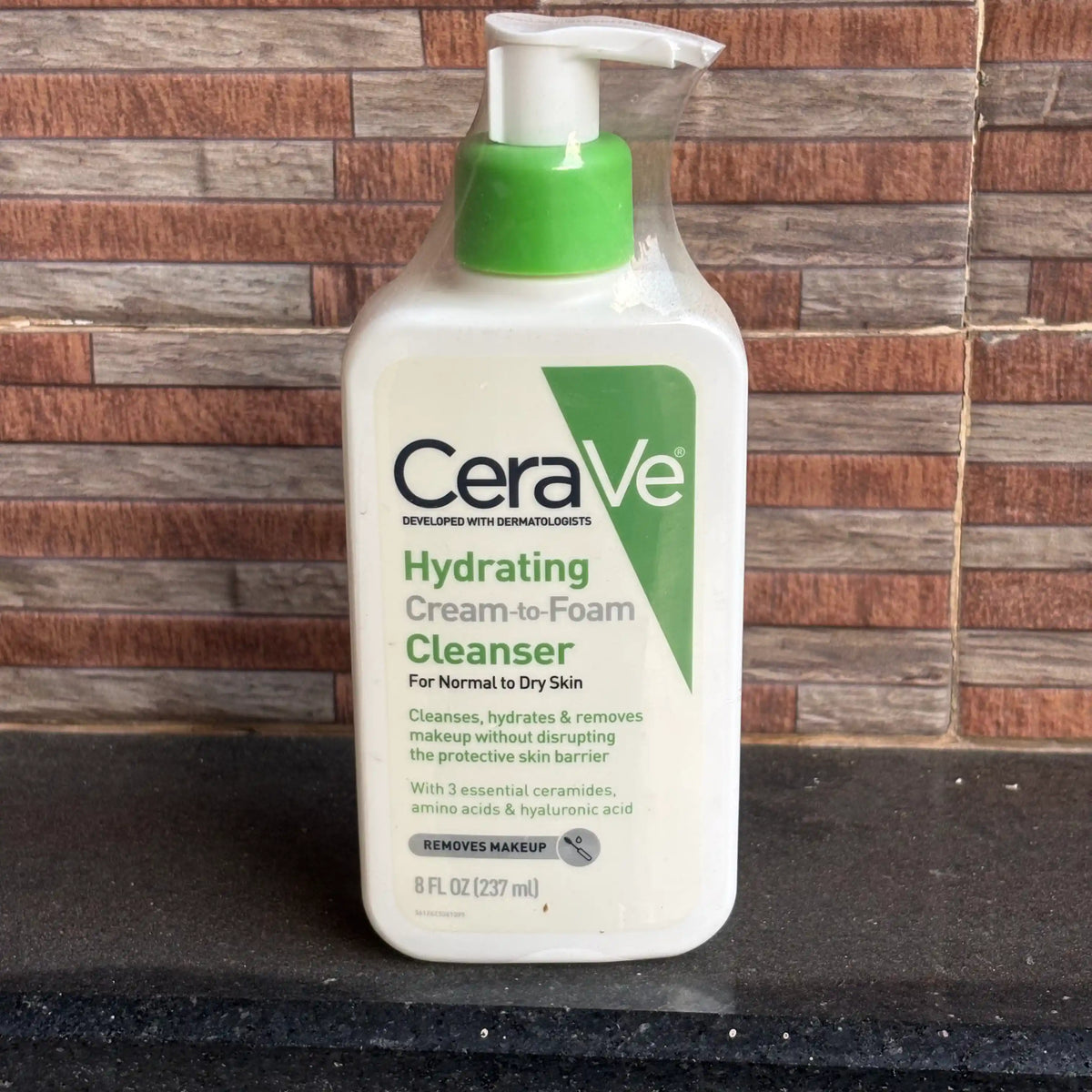CeraVe Hydrating Cleanser 237ml