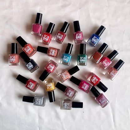 Peel off nail paints