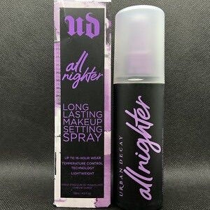 Urban Decay Allnighter makeup setting spray