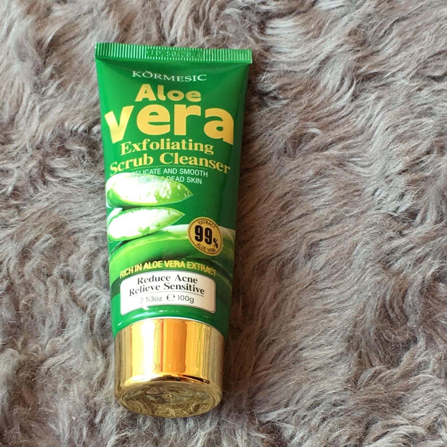 Kormesic face cleanser scrub